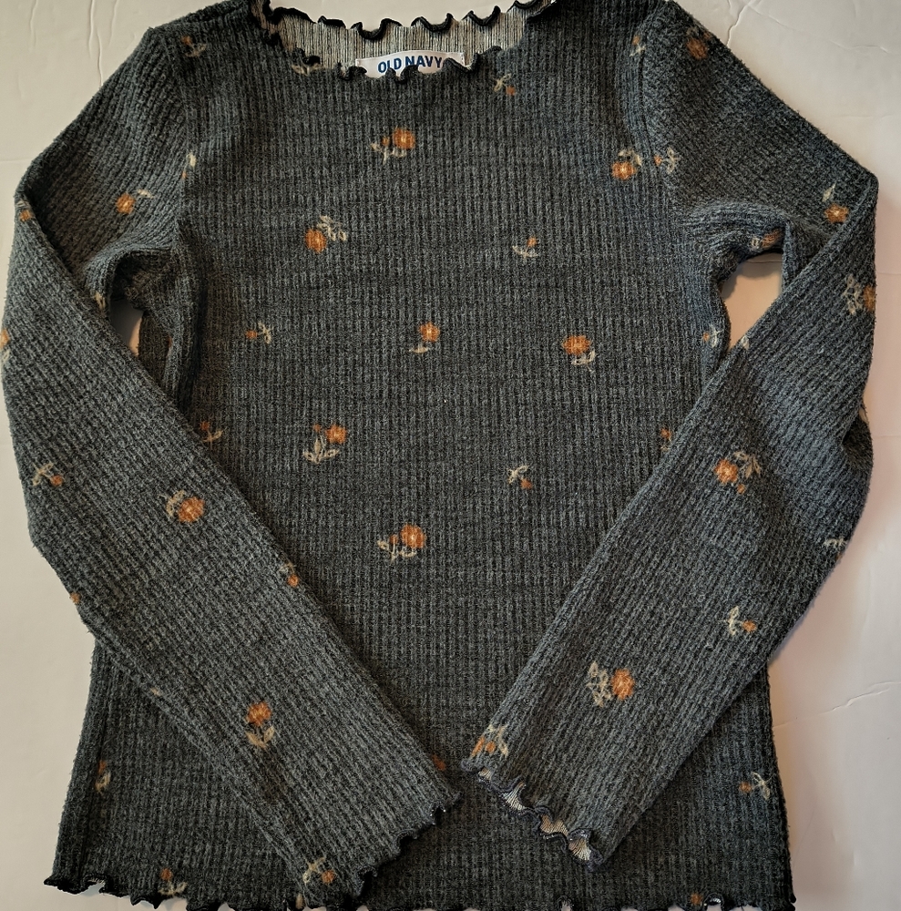 Old Navy Long Sleeve Plush Ribbed Lettuce-Edge Top Light Sweater (Girls S 6-7)